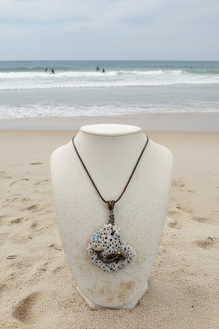 Lace Rock Mermaid Necklace