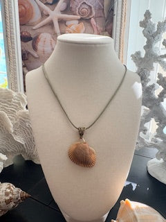 Ocean Sand Olive Chain Necklace