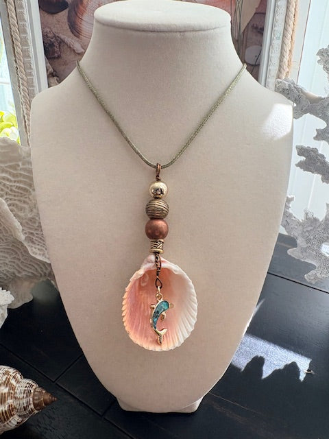 Olive Dream Dolphin Scallop Necklace