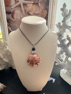 Grey Shore Bloom Scallop Necklace