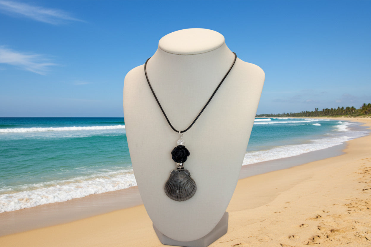 Midnight Elegance Shell Necklace