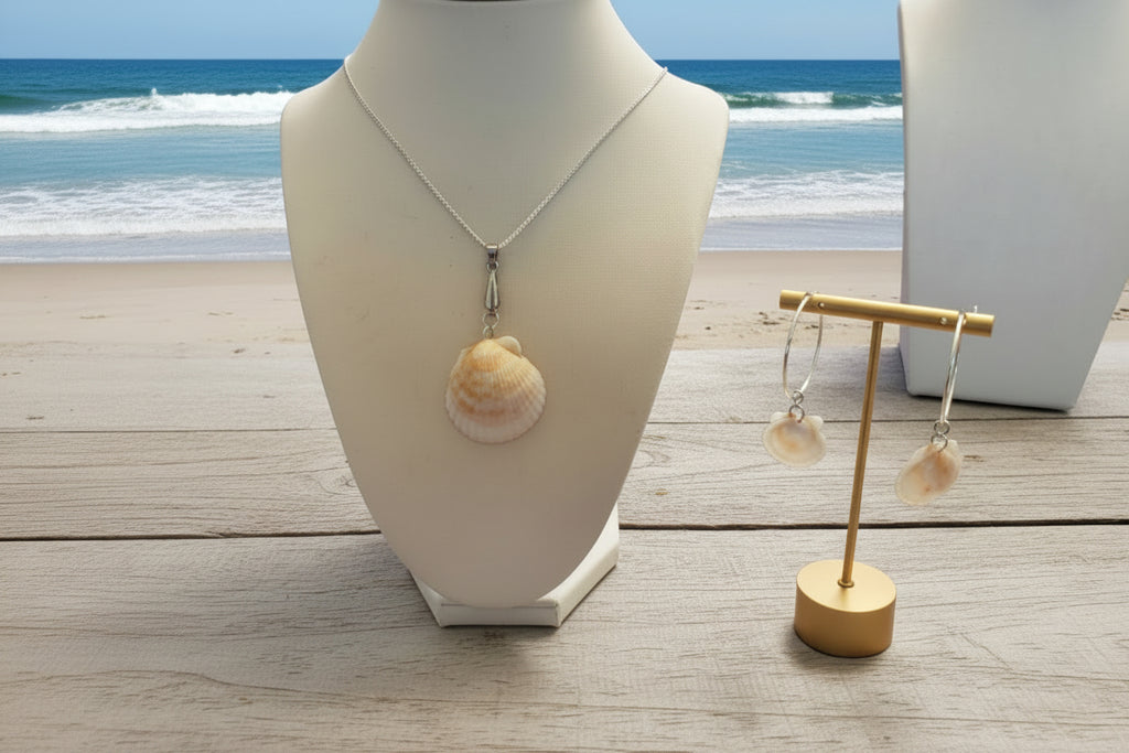 Scallop Shores Shell Jewelry Set