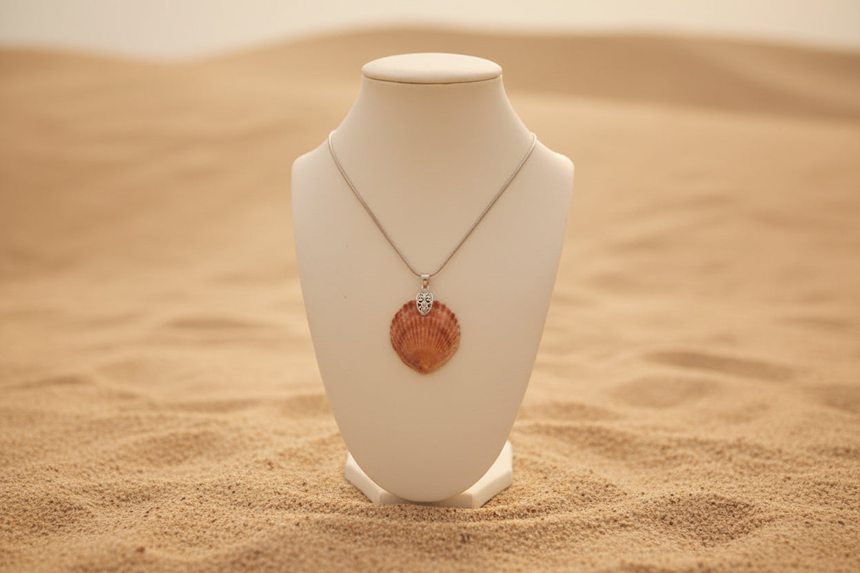 Royal Seashell Scallop Necklace– Handmade Beach Jewelry
