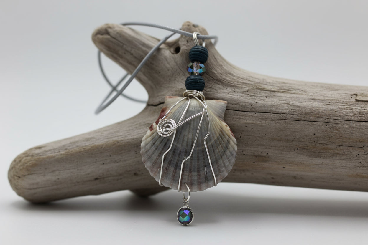 Midnight Reef Scallop Necklace