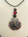 Willow Whaletail Dark Calico Scallop Necklace