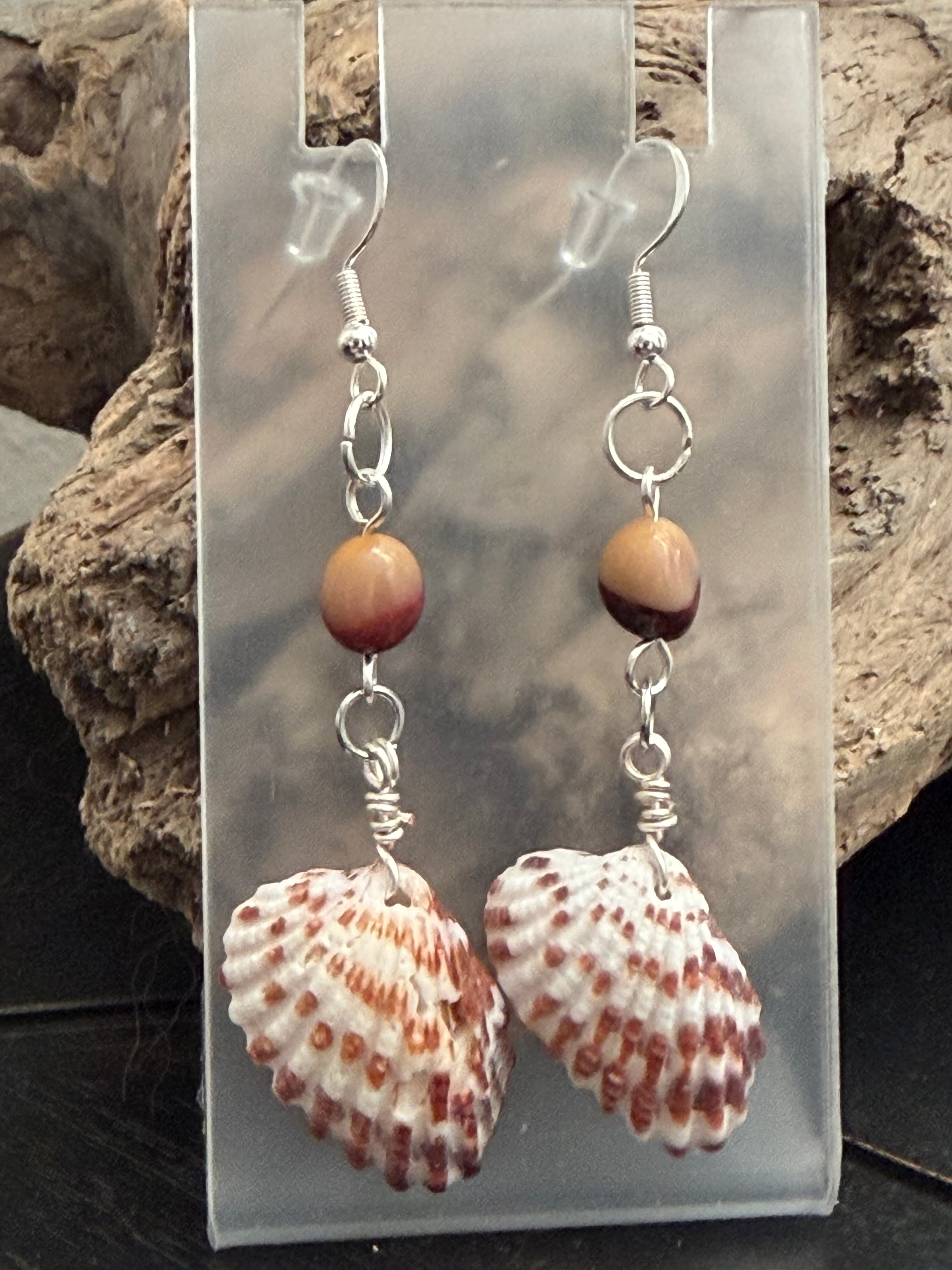 Sandy Wings Shell Earrings