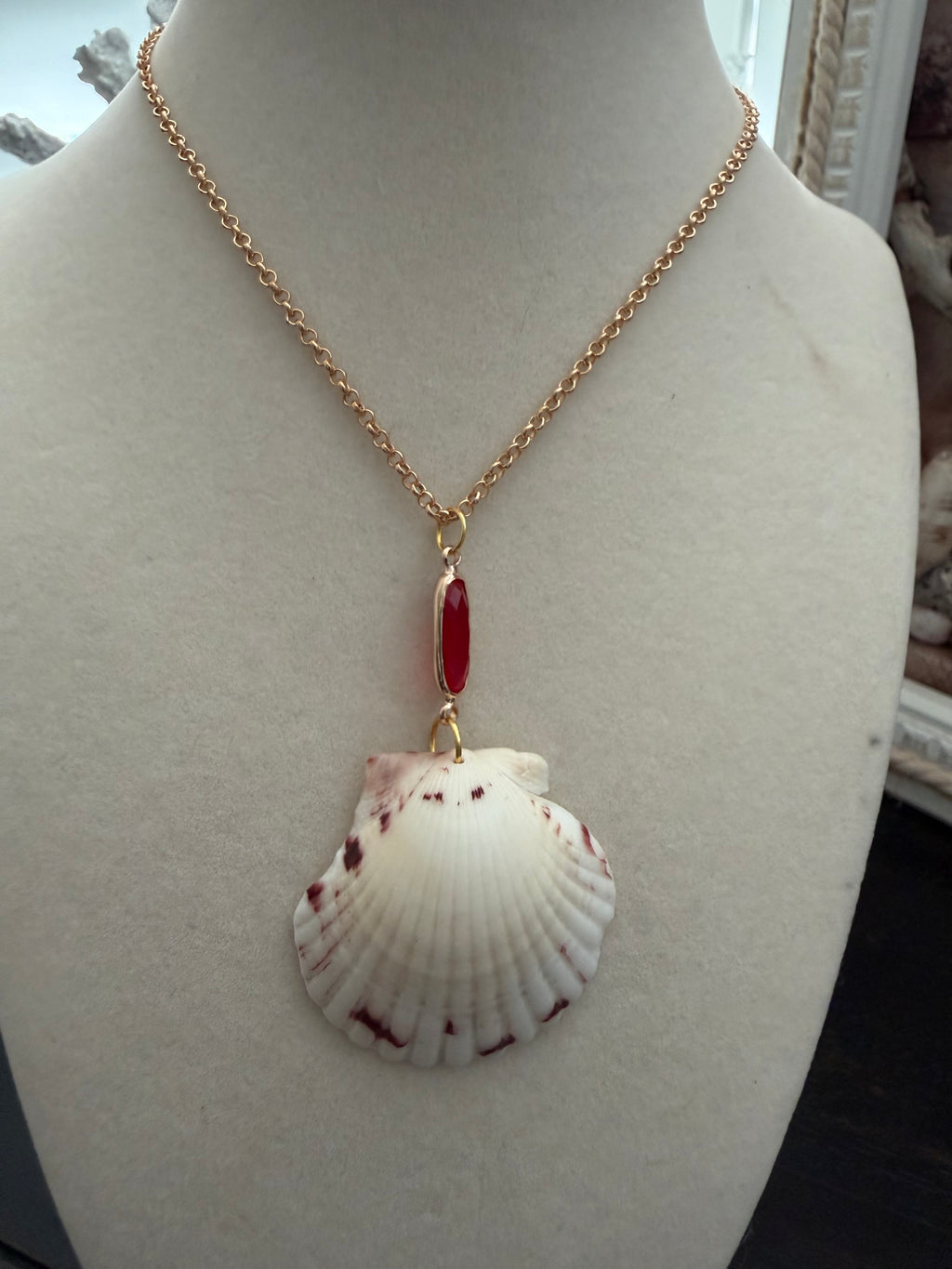 Red Marquise Shell Necklace