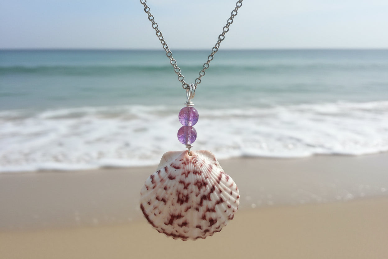 Wisteria Shore Scallop Necklace