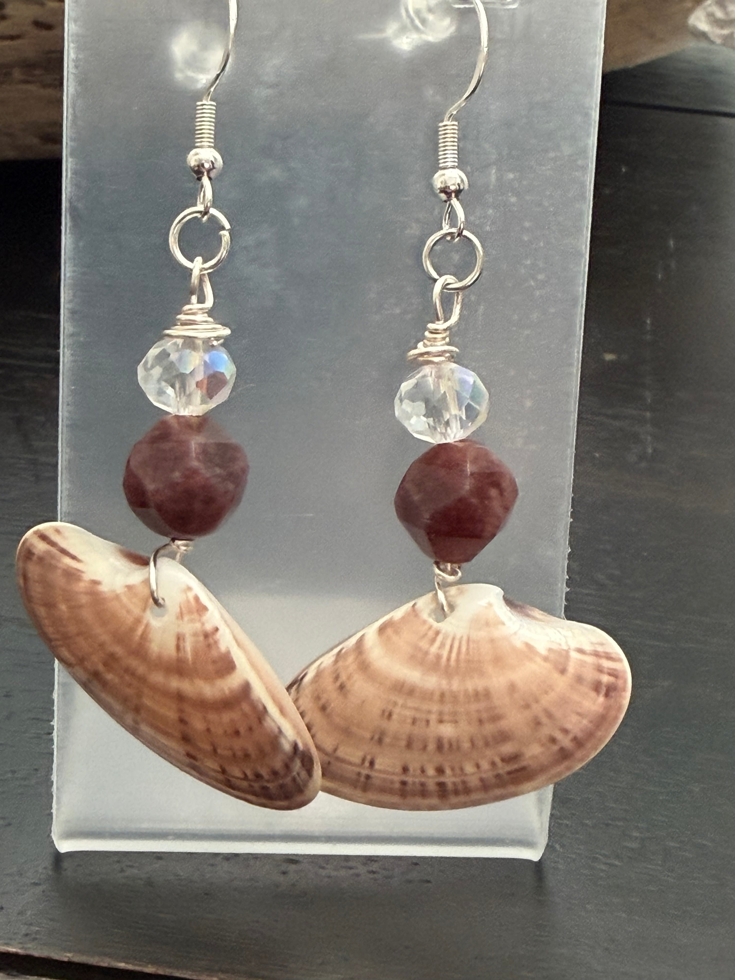 Girly Garnet Venus Clam Shell Earrings