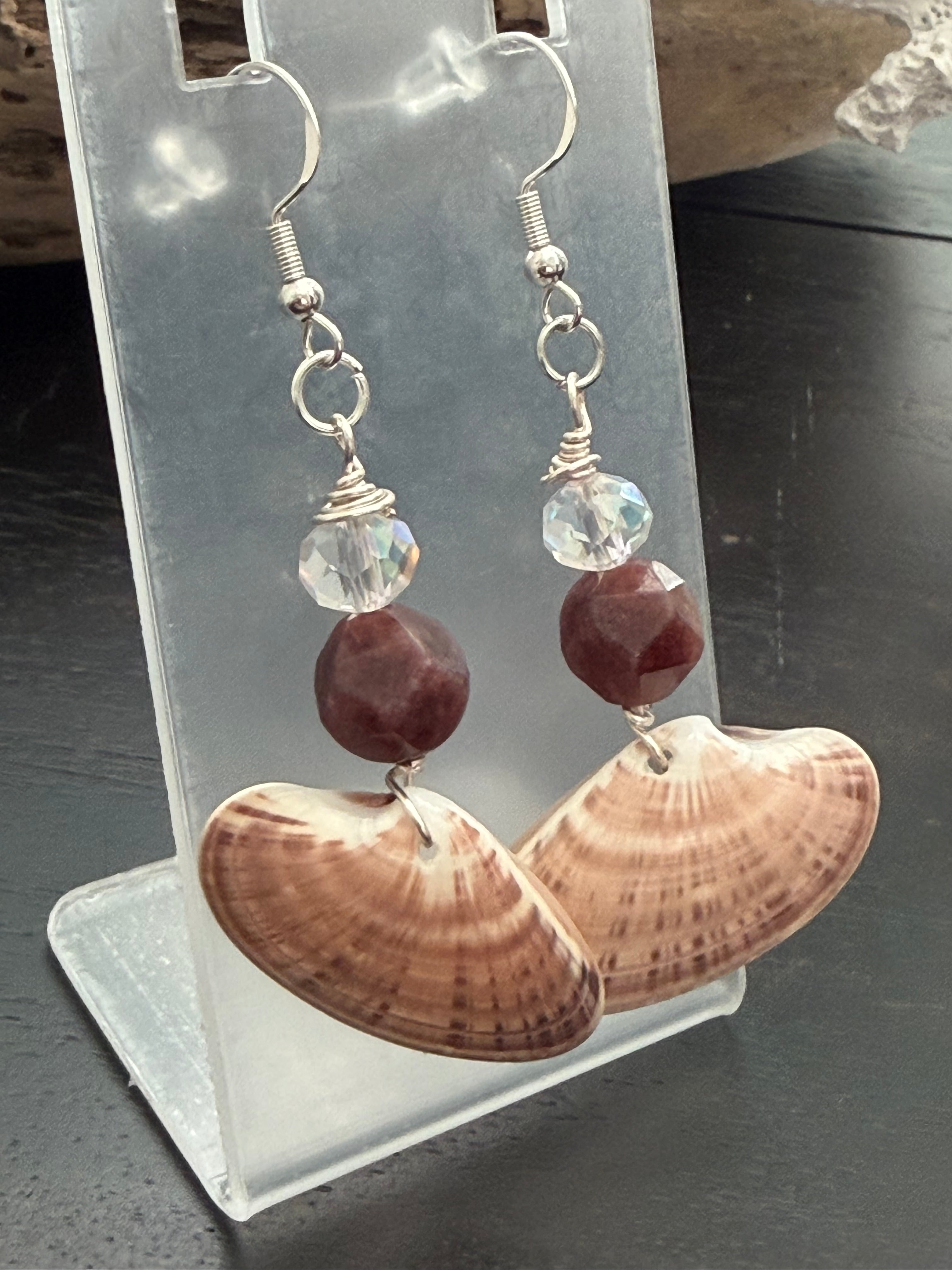 Girly Garnet Venus Clam Shell Earrings
