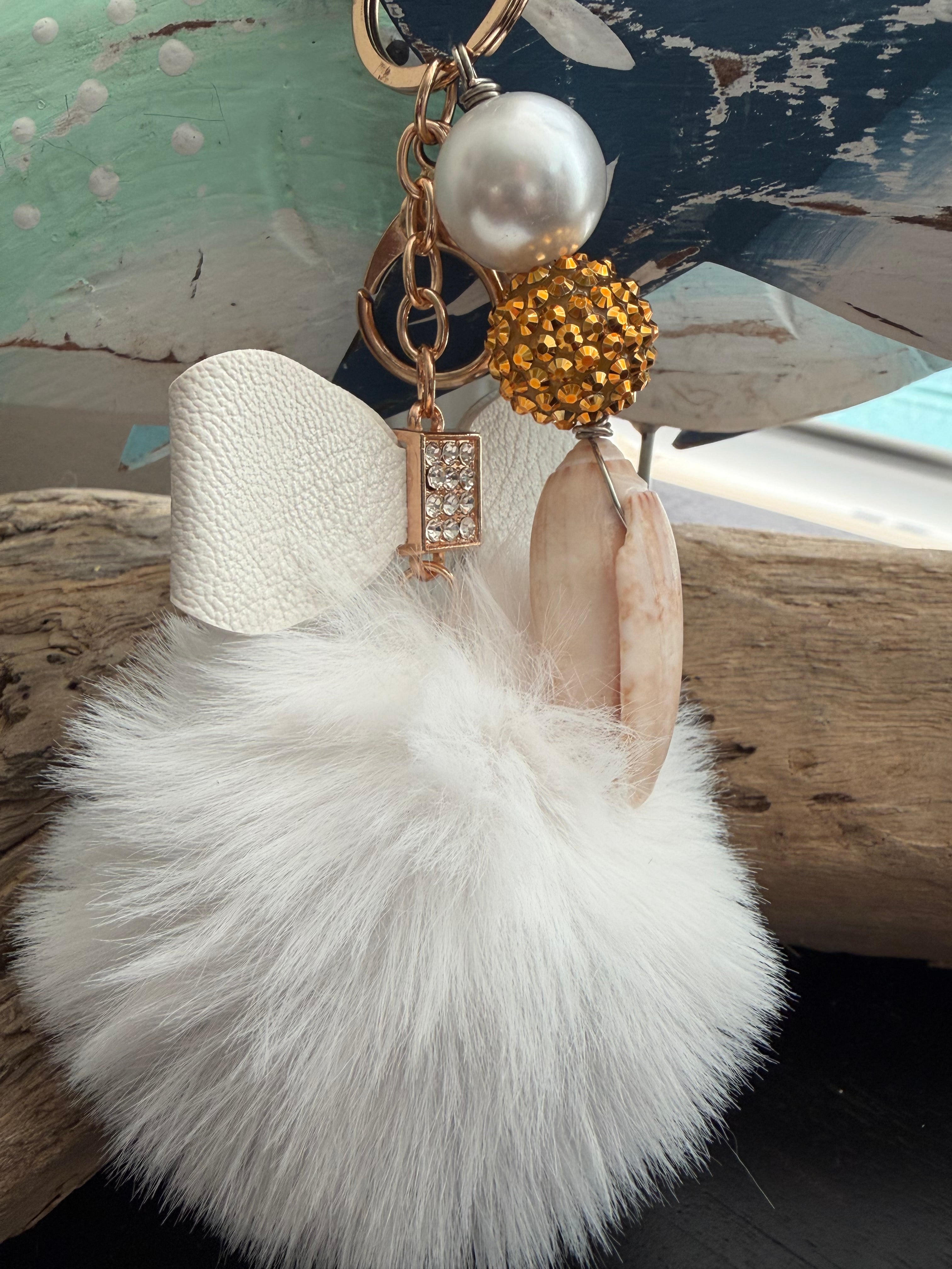 Pearl of the Shore Pom Pom Keychain