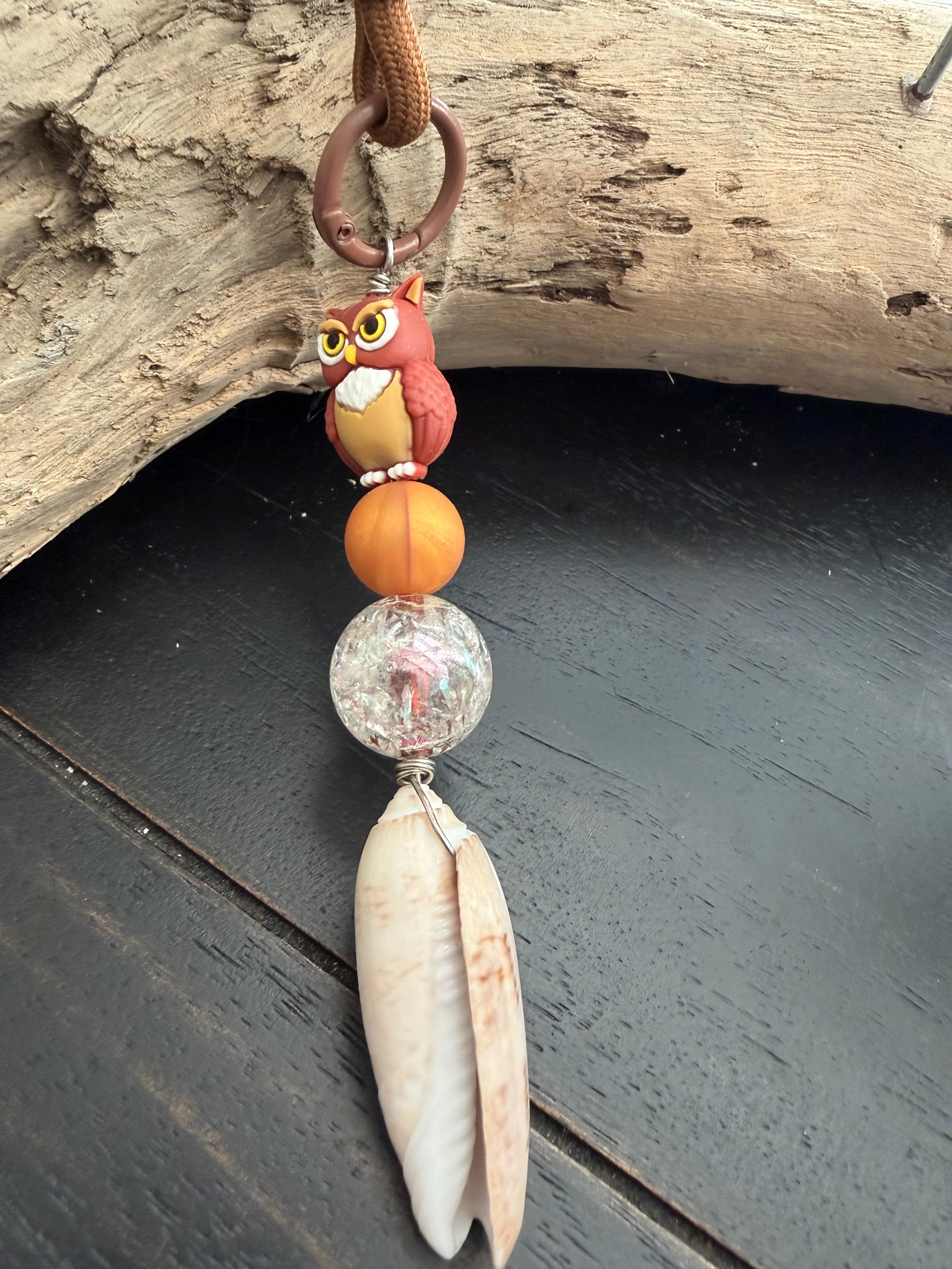 Wise Owl Shore Wristlet Keychain