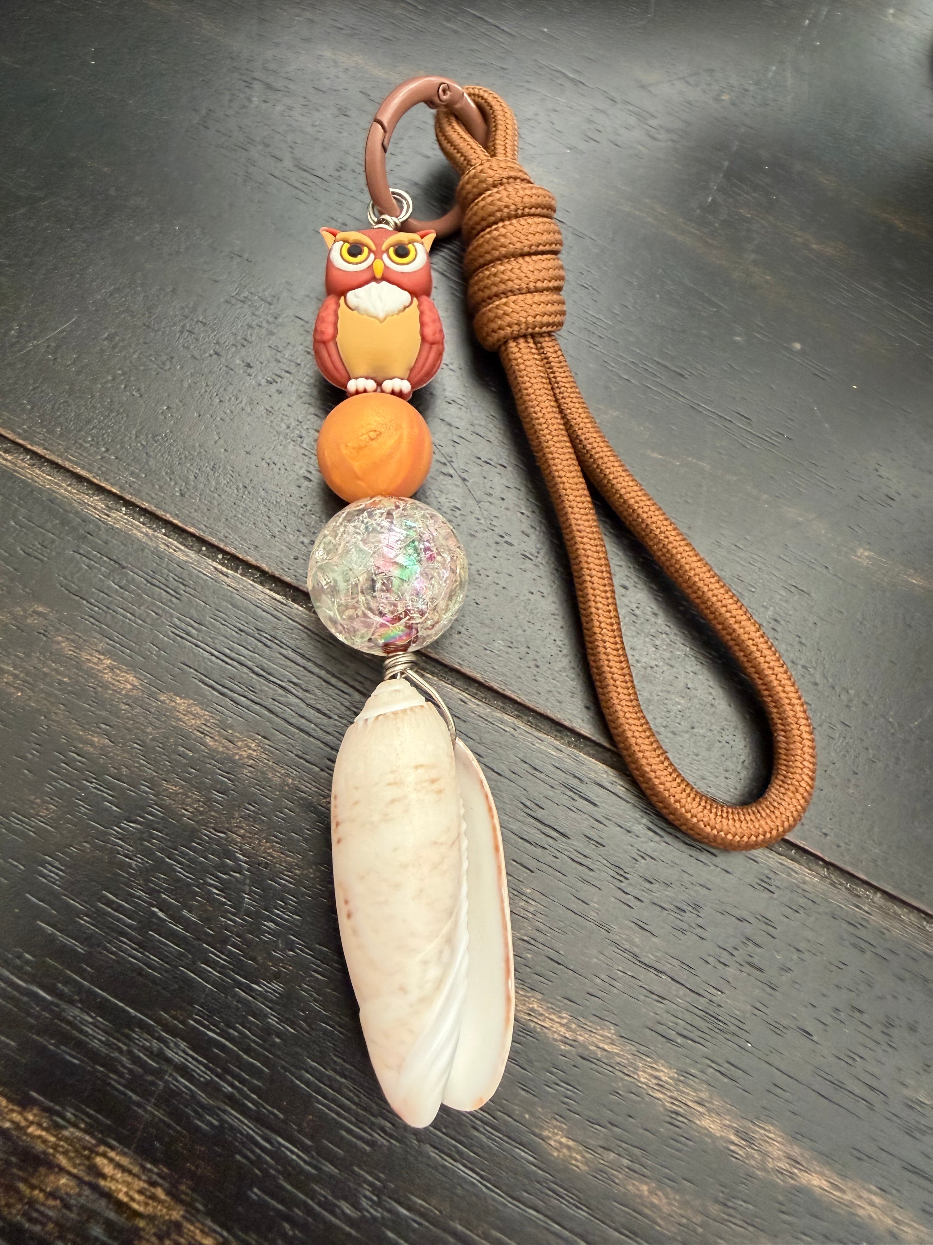 Wise Owl Shore Wristlet Keychain