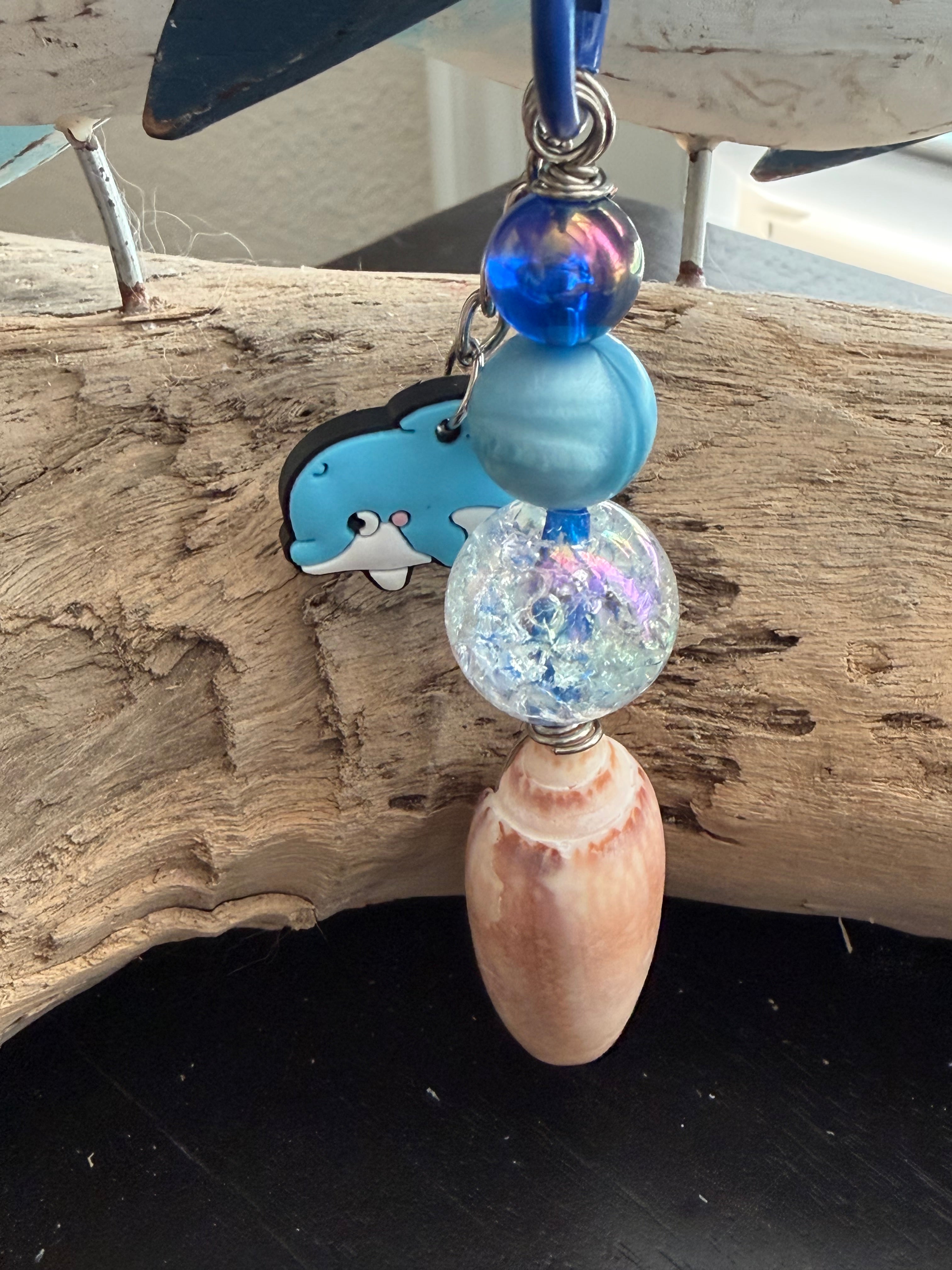 Dolphin Cove Shell Lanyard Keychain