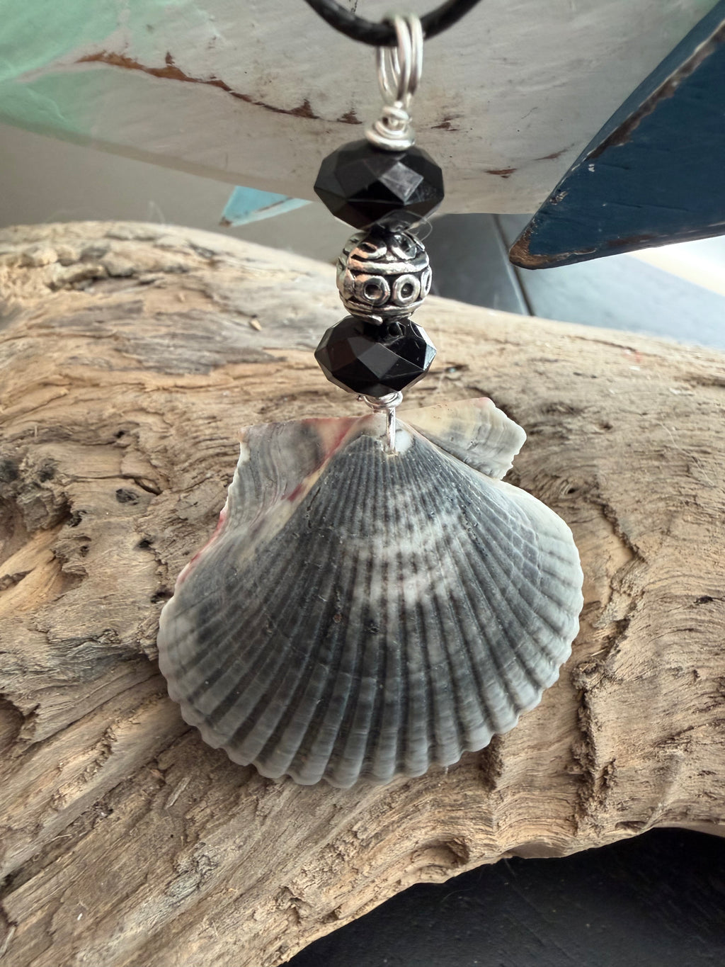 Smokey Shores Scallop Shell Necklace – Black Crystal & Silver on Black Cord