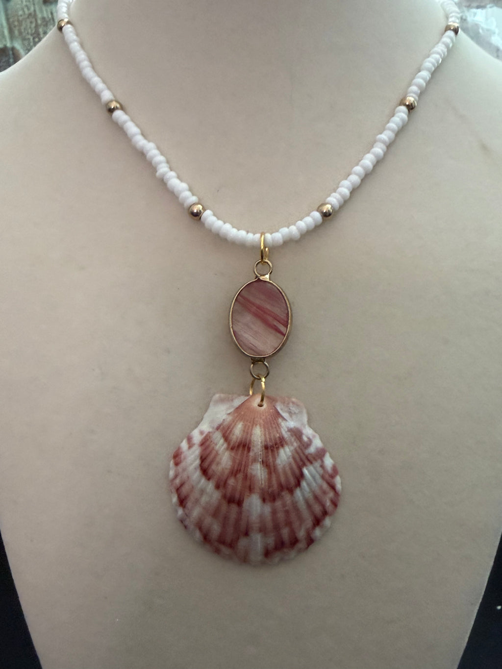 Callie Shore – Calico Scallop & Rhodonite Necklace on White Seed Bead Chain