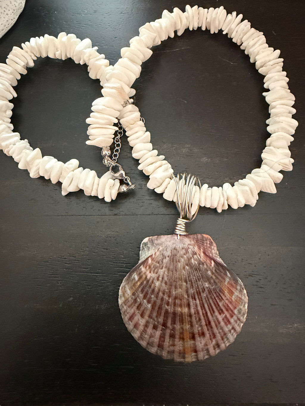Drift Enchantment – Calico Scallop Shell Necklace on Puka Shell Chip Chain