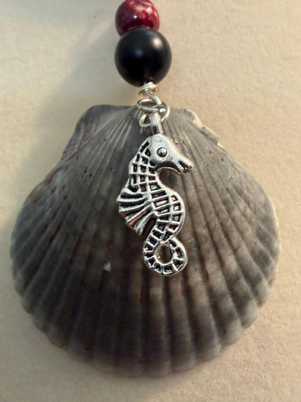 Seahorse Cove – Gray Scallop Shell & Seahorse Charm Necklace on Burgundy Cord