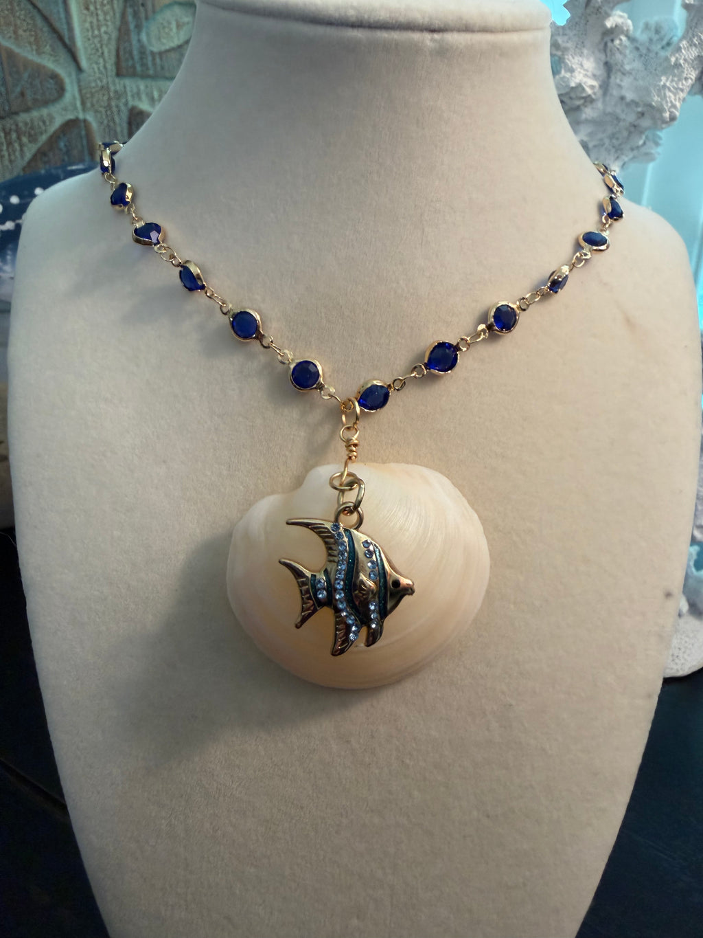 Deep Blue Angelfish – Buttercup Shell Necklace on Sapphire Crystal Chain