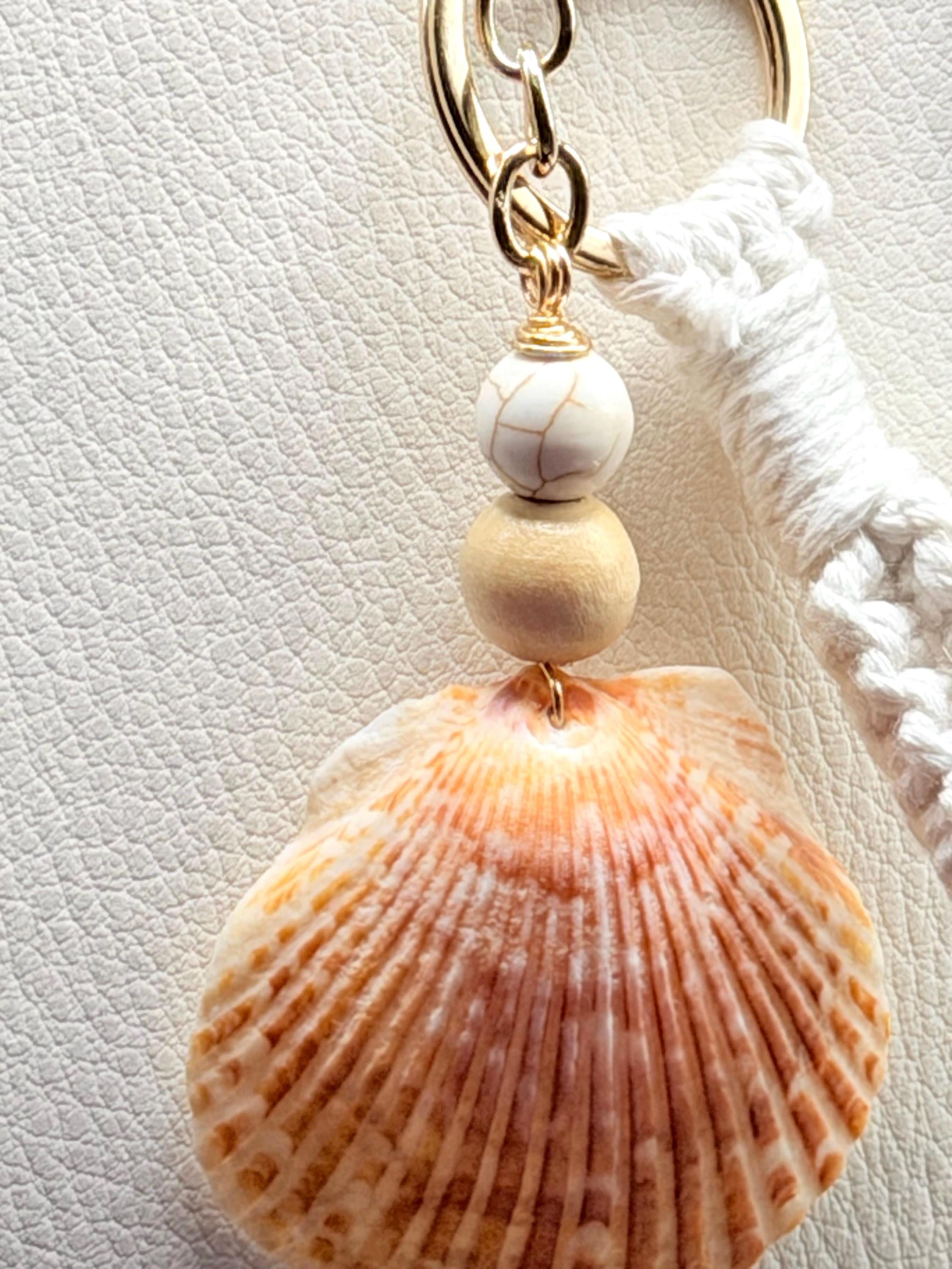 Handmade Florida Scallop Shell Macrame Beach Bag Charm Coastal Keychain Purse Accessory