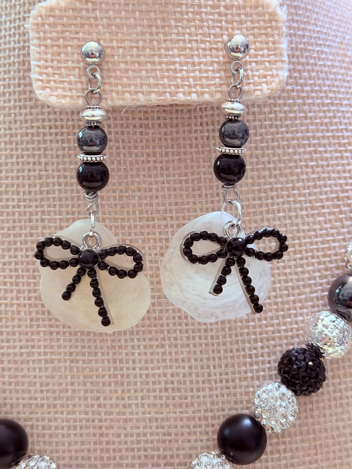 Handmade Florida Shell Necklace With Black Onyx Turquoise Beads 18 Inch