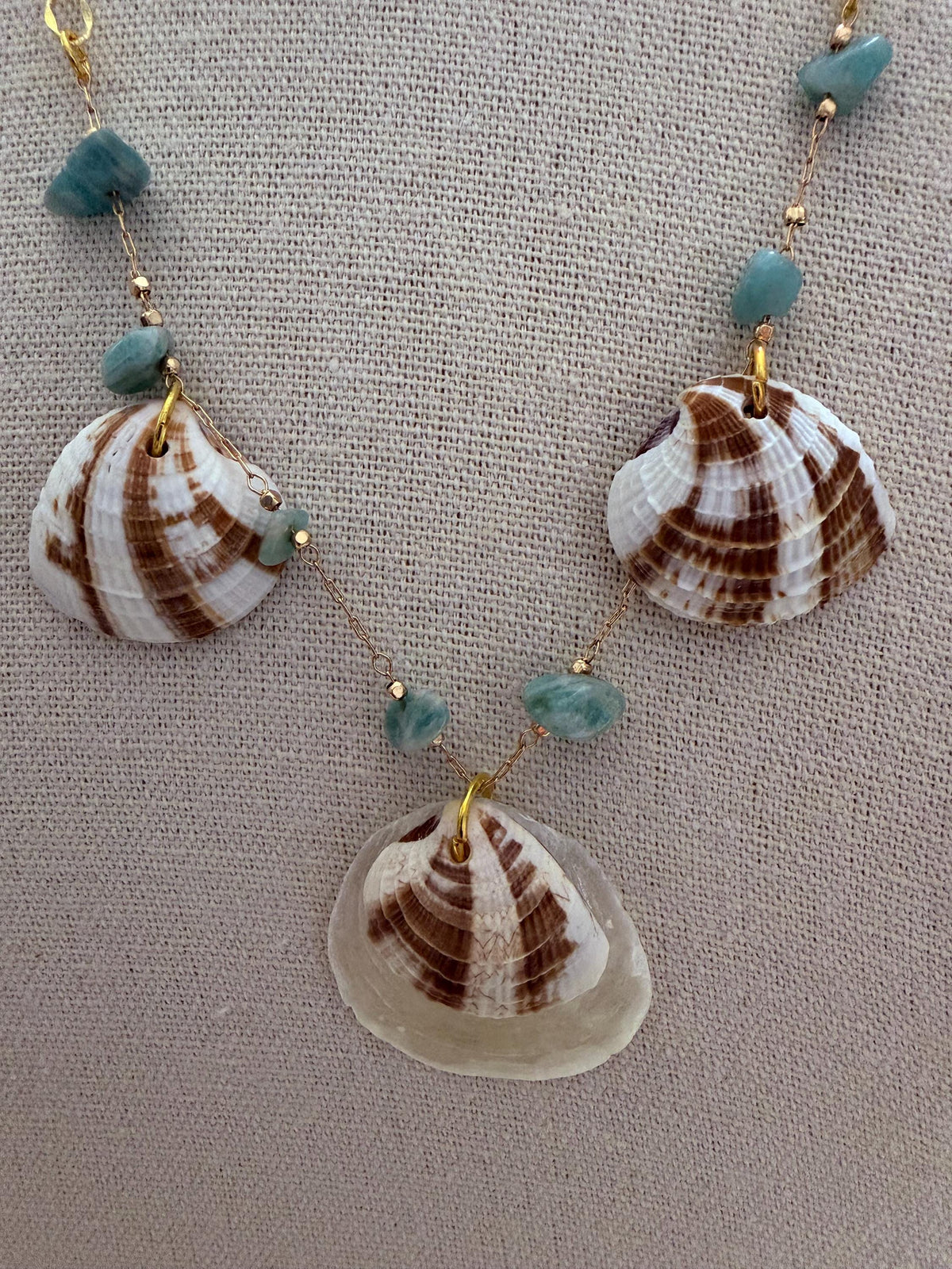 Handmade Natural Shell Necklace With Blue Stone Beads 925 Plated 17 Inch Chain